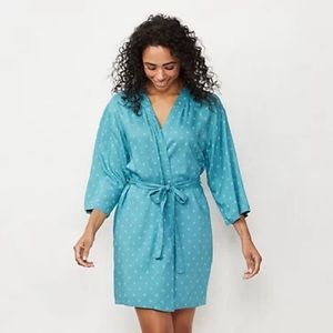 LC Lauren Conrad robe. 💕